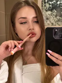 Amelia escort in Dubai