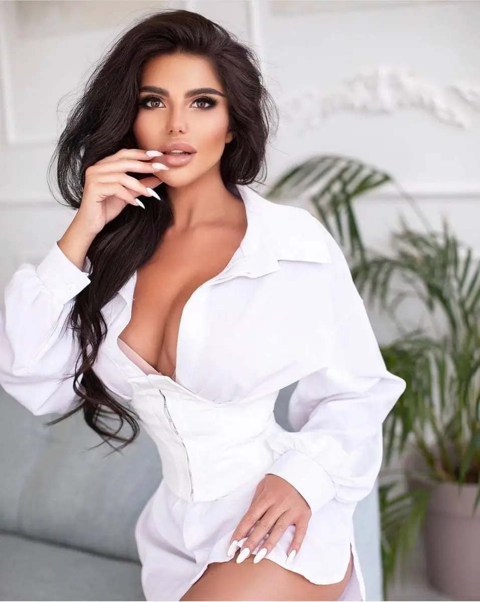 Anait escort in Dubai