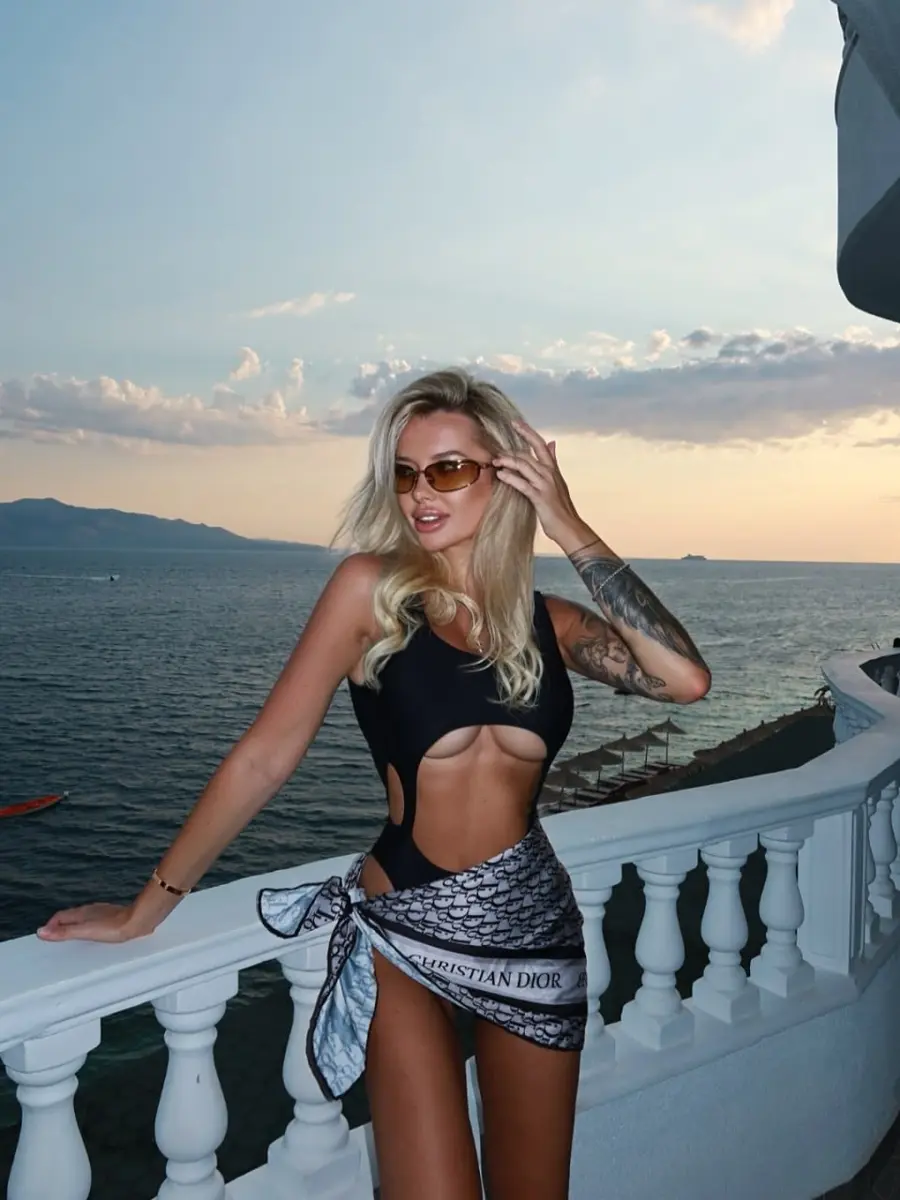 Ariella escort in Dubai