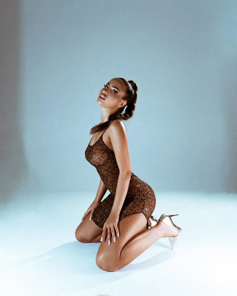 Aurelia escort in Dubai