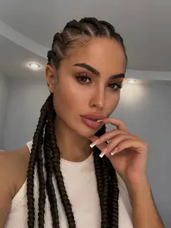 Aurelia escort in Dubai