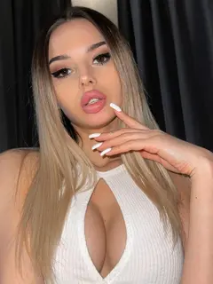 Clara escort in Dubai