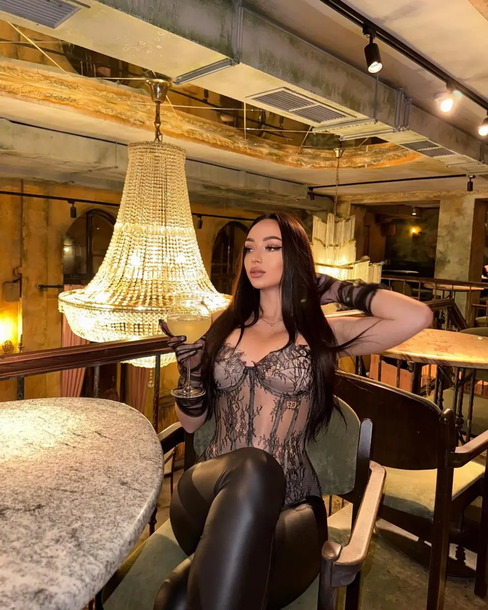 Janine escort in Dubai