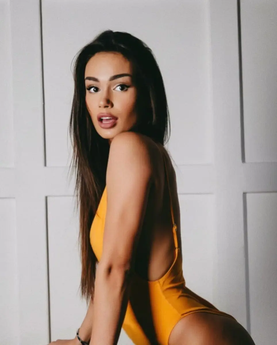 Nataliya escort in Dubai