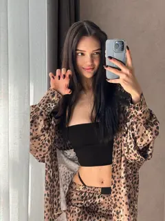 Nivia escort in Dubai