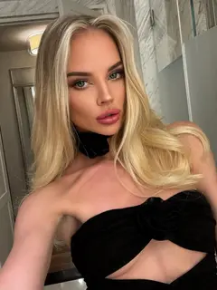 Stefania escort in Dubai