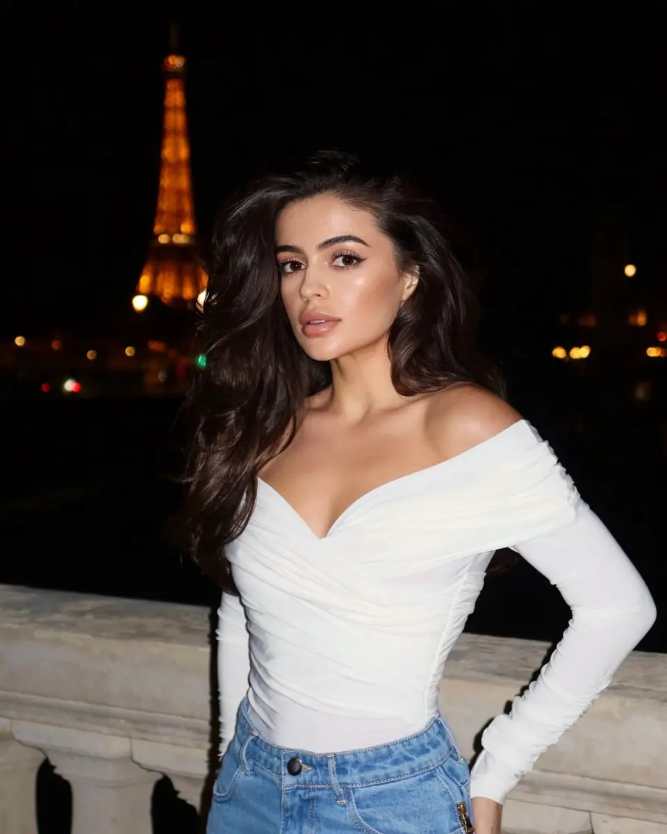 Uliana escort in Dubai