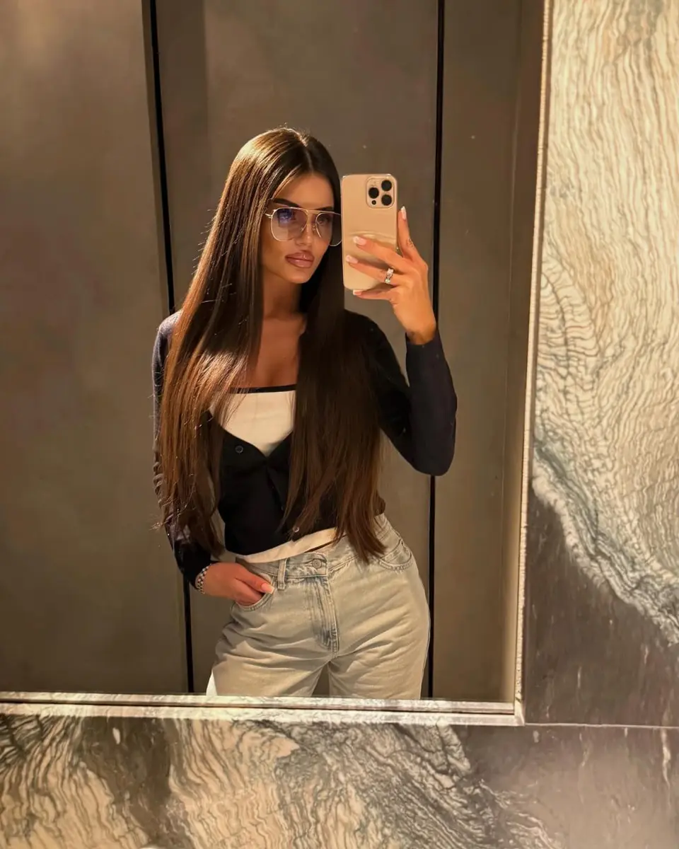 Valeria escort in Dubai
