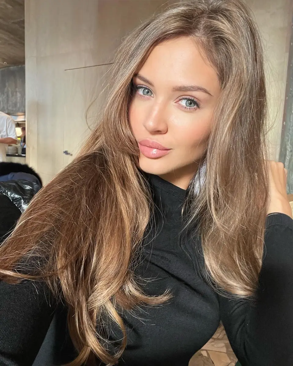 Verona escort in Dubai