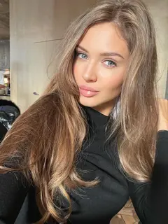 Verona escort in Dubai