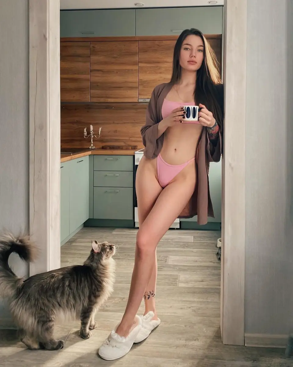 Vivienne escort in Dubai